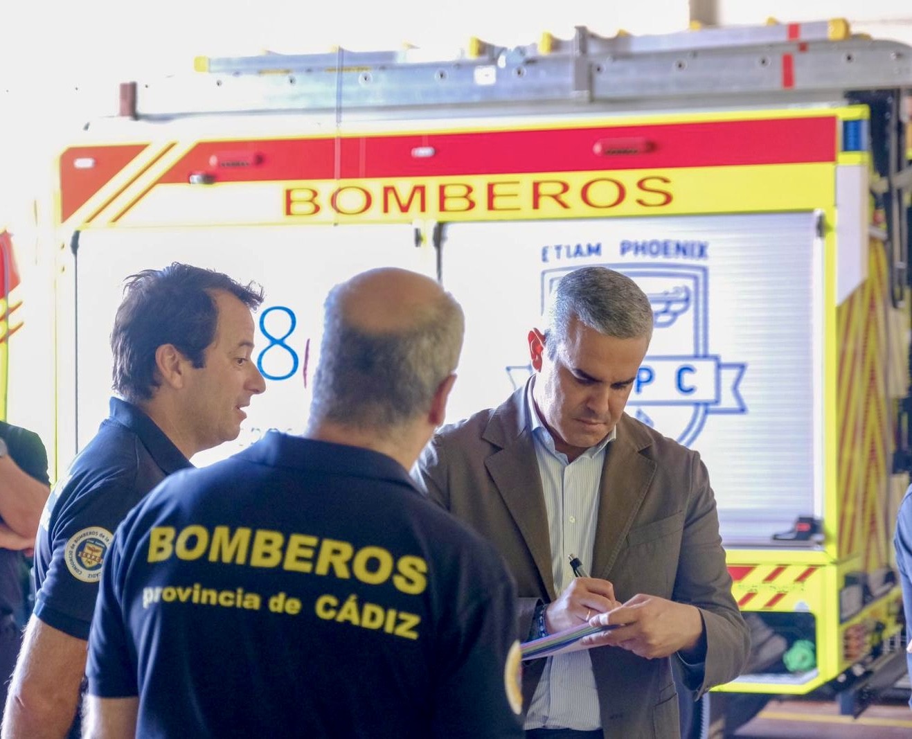 El Consorcio de Bomberos de la Provincia de Cádiz saca a licitación el servicio de limpieza de sus parques y dependencias para implementar mejoras en la prestación